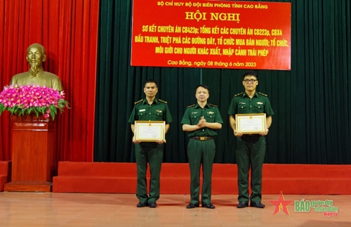 Bộ đội Biên phòng tỉnh Cao Bằng tổng kết khen thưởng các chuyên án mua bán người và tổ chức xuất nhập cảnh trái phép